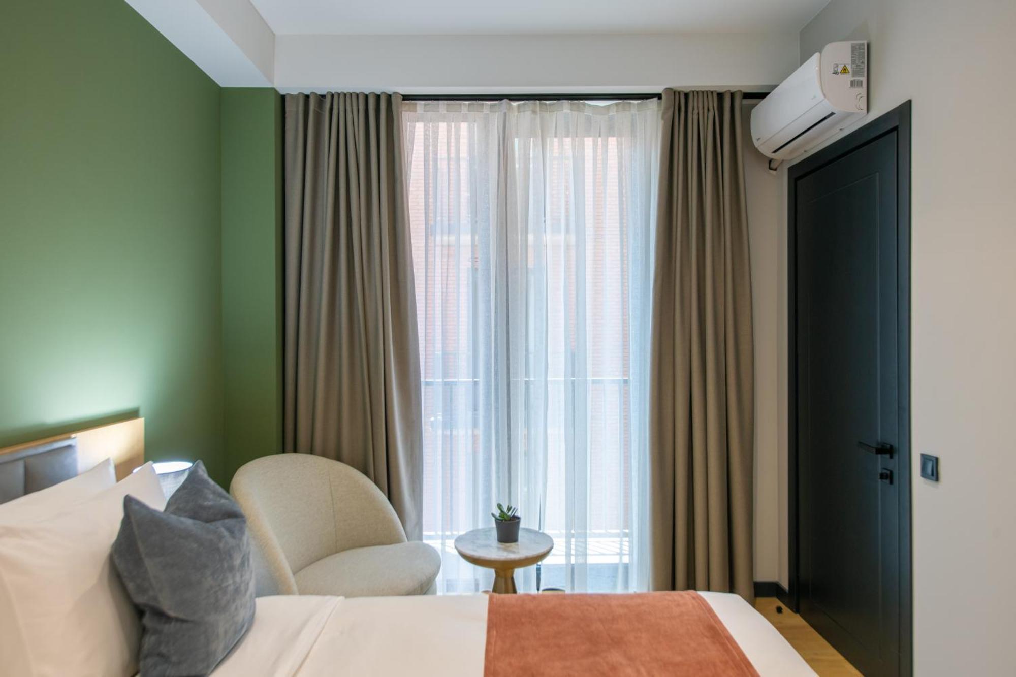 Qstay Gratus Tbilisi Exterior foto