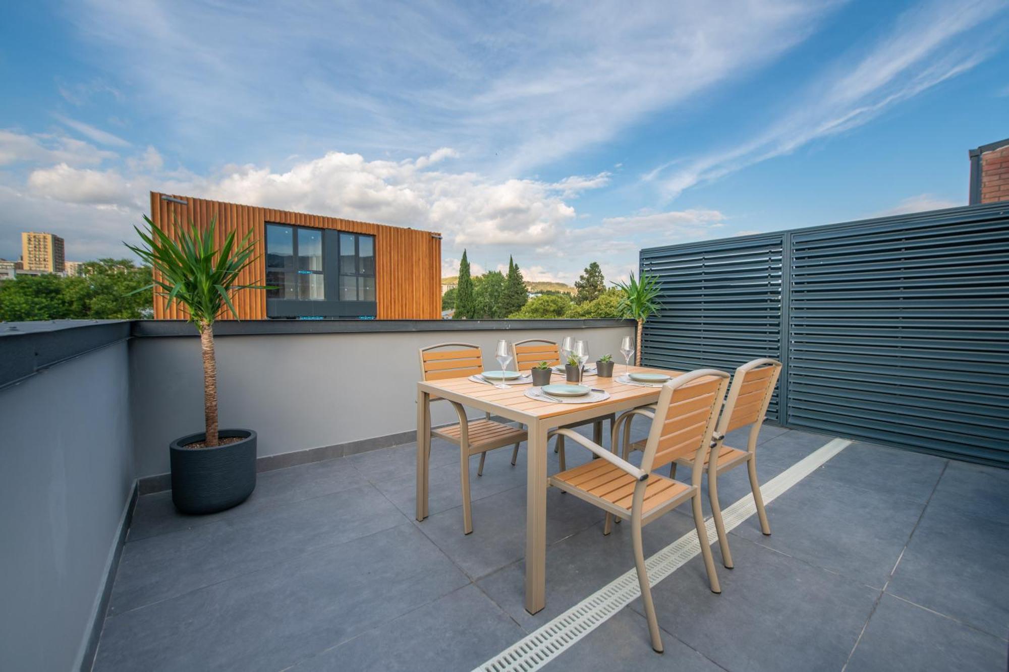 Qstay Gratus Tbilisi Exterior foto